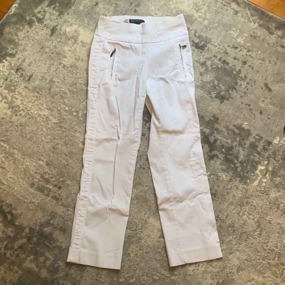 White Cropped Pants